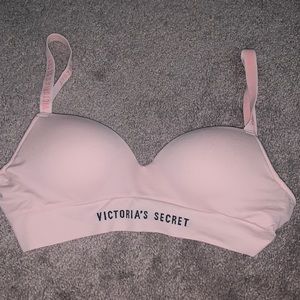VICTORIAS SECRET BRA